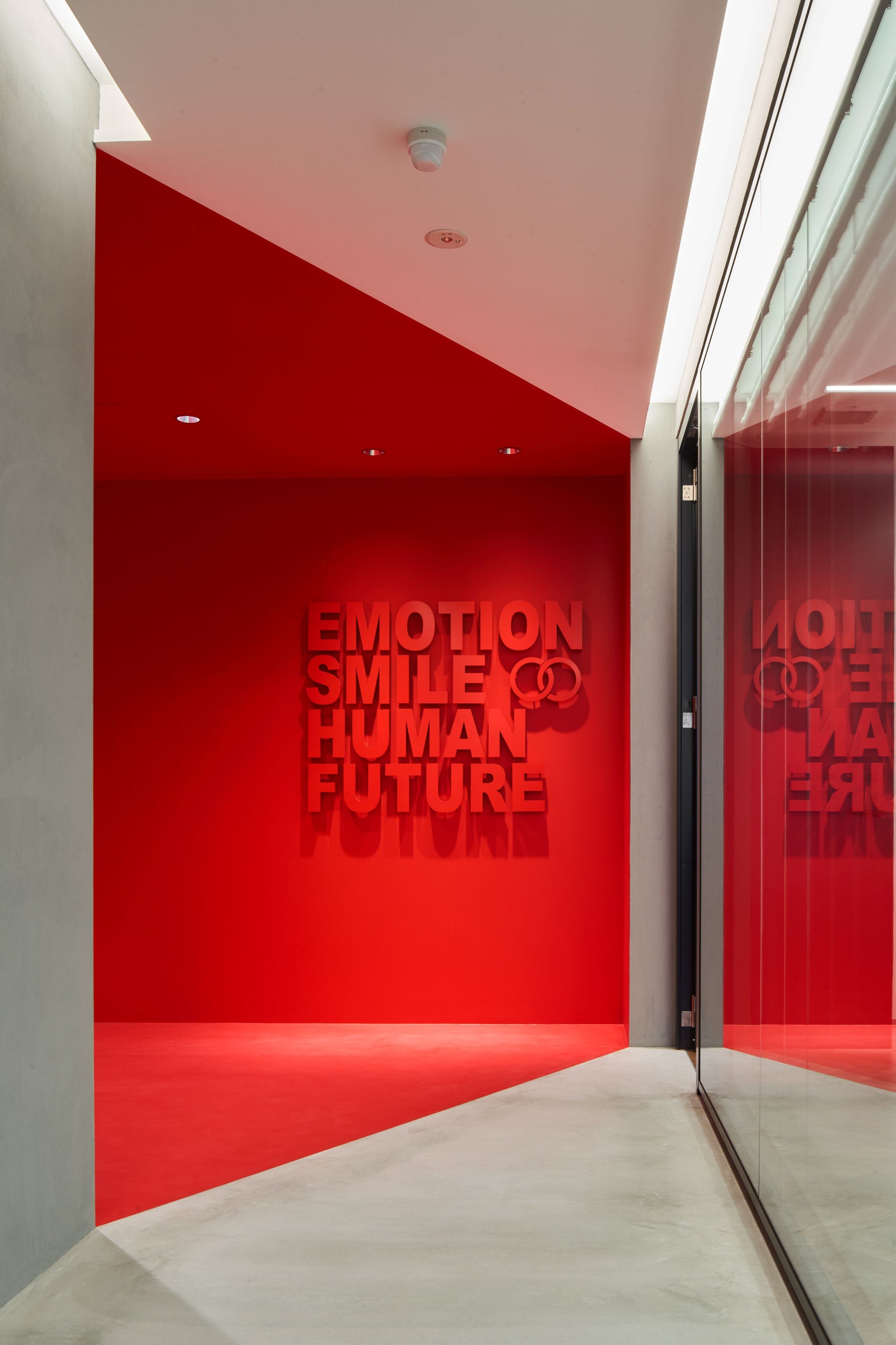 カナツ技建工業株式会社　本社社屋　1階リノベーション